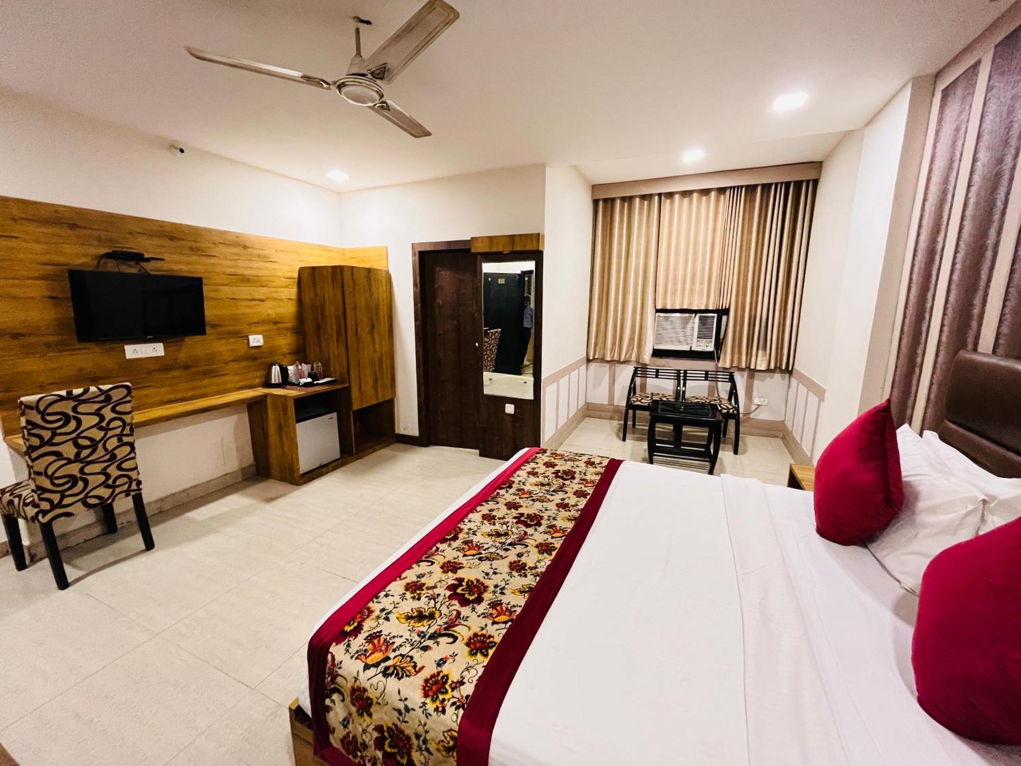 Ashoka Hotel Karol Bagh Delhi New Delhi Extérieur photo