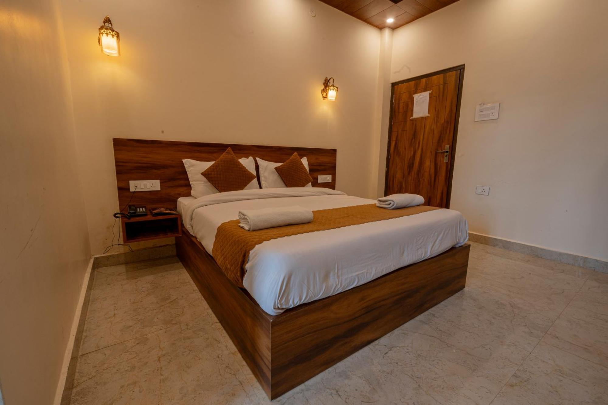 Ashoka Hotel Karol Bagh Delhi New Delhi Extérieur photo